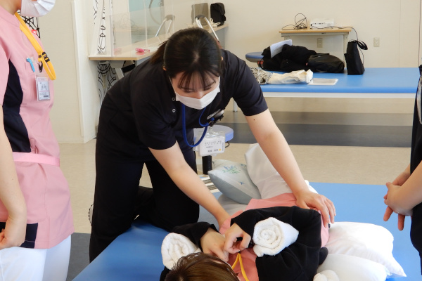 理学療法士によるポジショニング研修